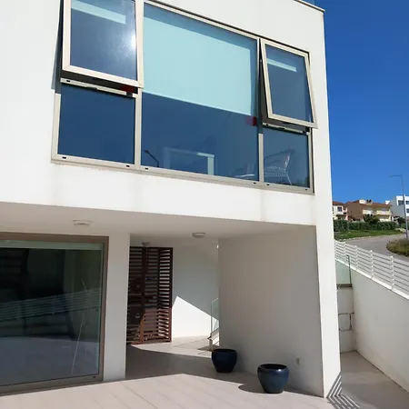 Silver Coast Heights K לוריניה